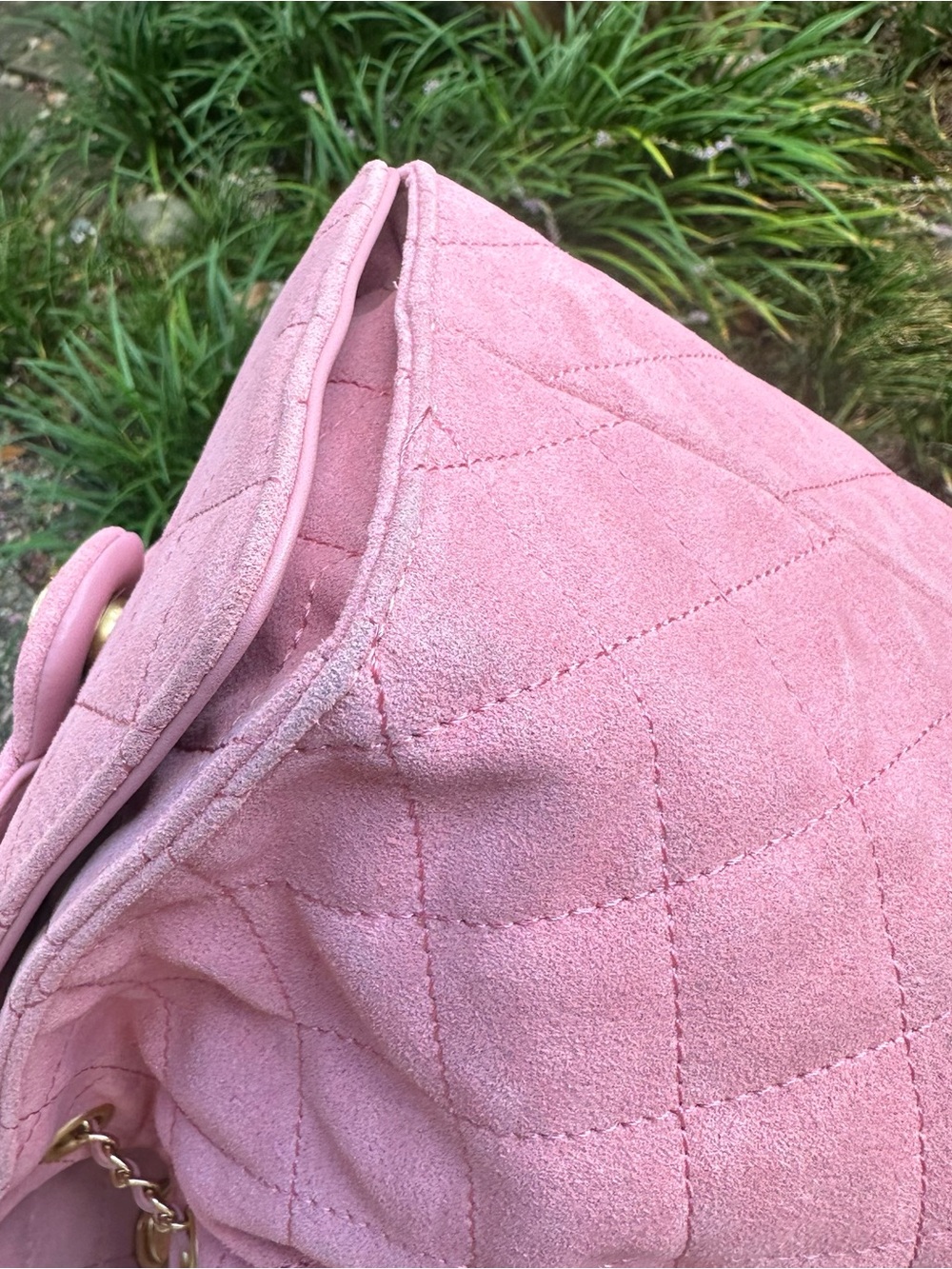 RARE CC 25 Baby Pink Small Suede Quilted Drawstring Chain Shoulder Bag - Picture 11 of 16